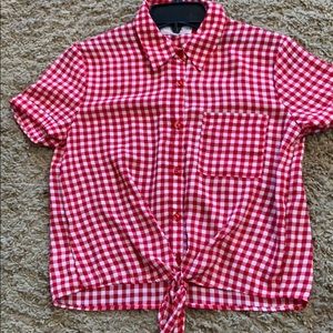 Red and white checkered crop tee